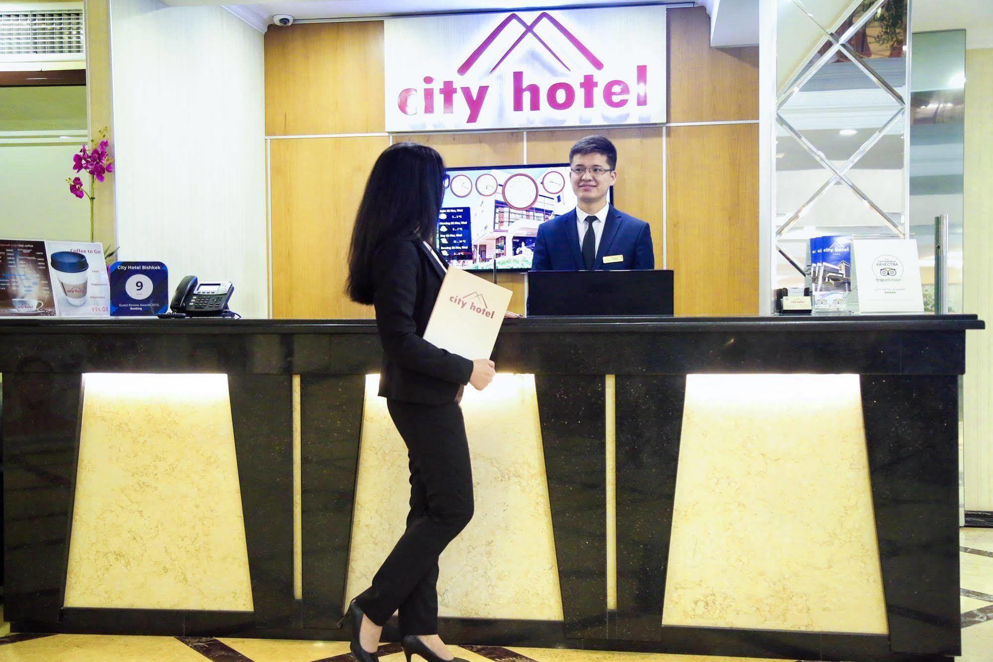 City Hotel Bisjkek Eksteriør bilde