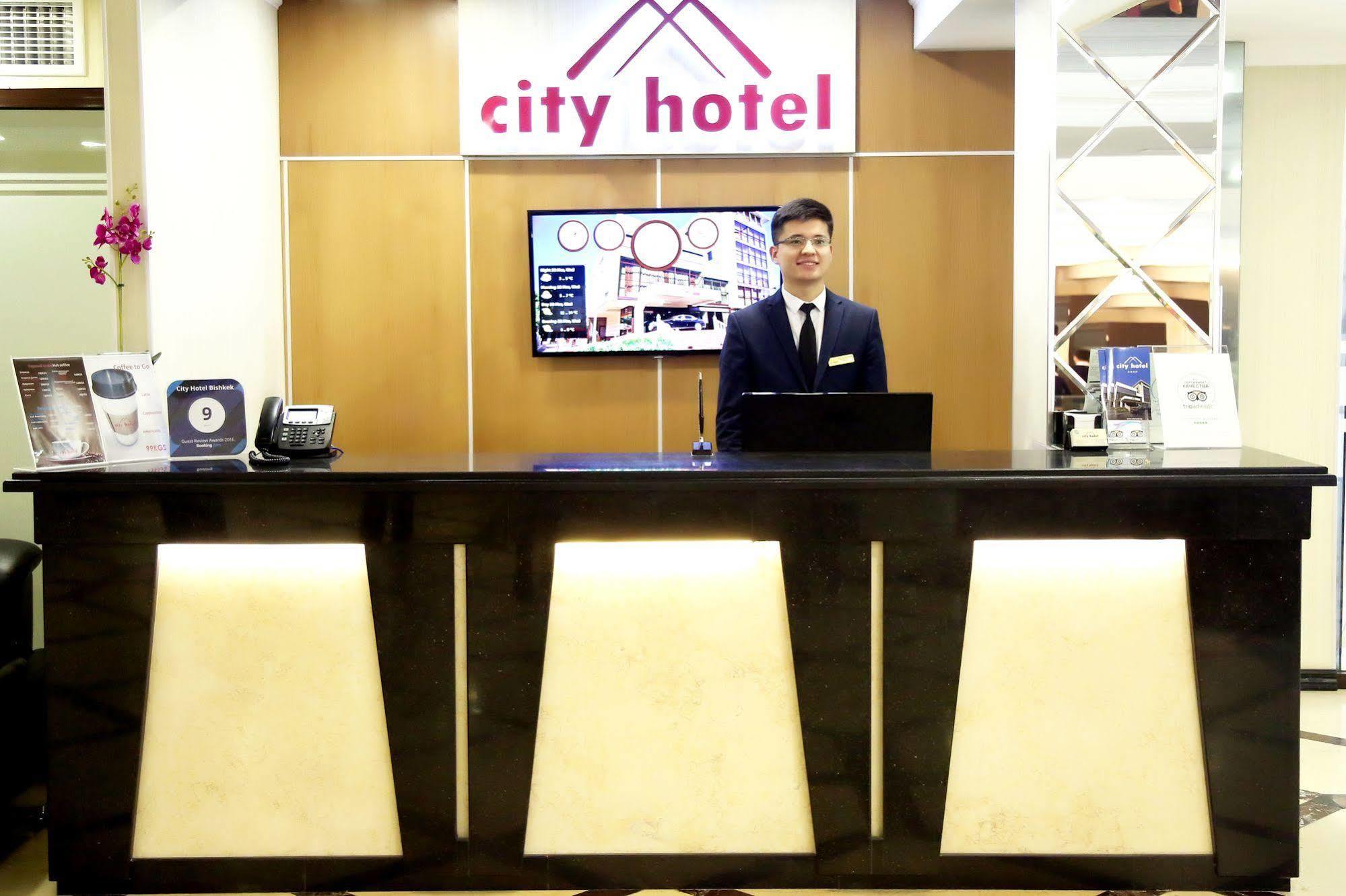 City Hotel Bisjkek Eksteriør bilde